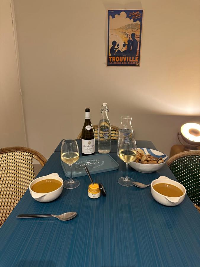 Appart Lumineux Avec Vue Sur Mer A 180 Degres Trouville-sur-Mer